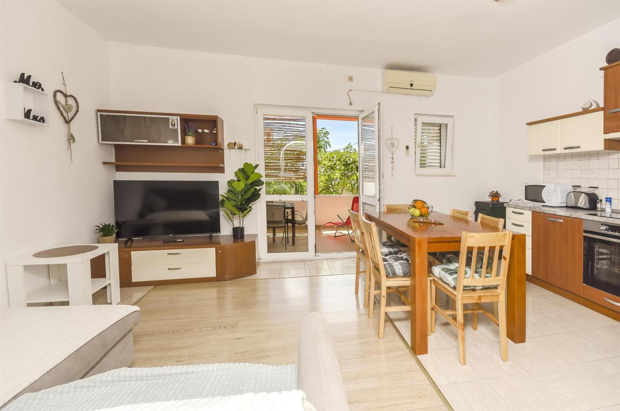 Sanja Apartment Tribunj (Sibenik-Knin)